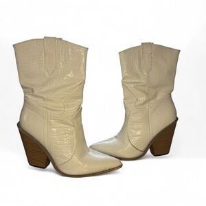 White crocodile cowboy boots size 38 or 7